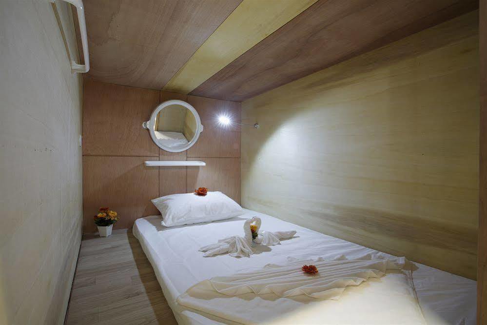 Capsule Hostel Patong Exteriér fotografie